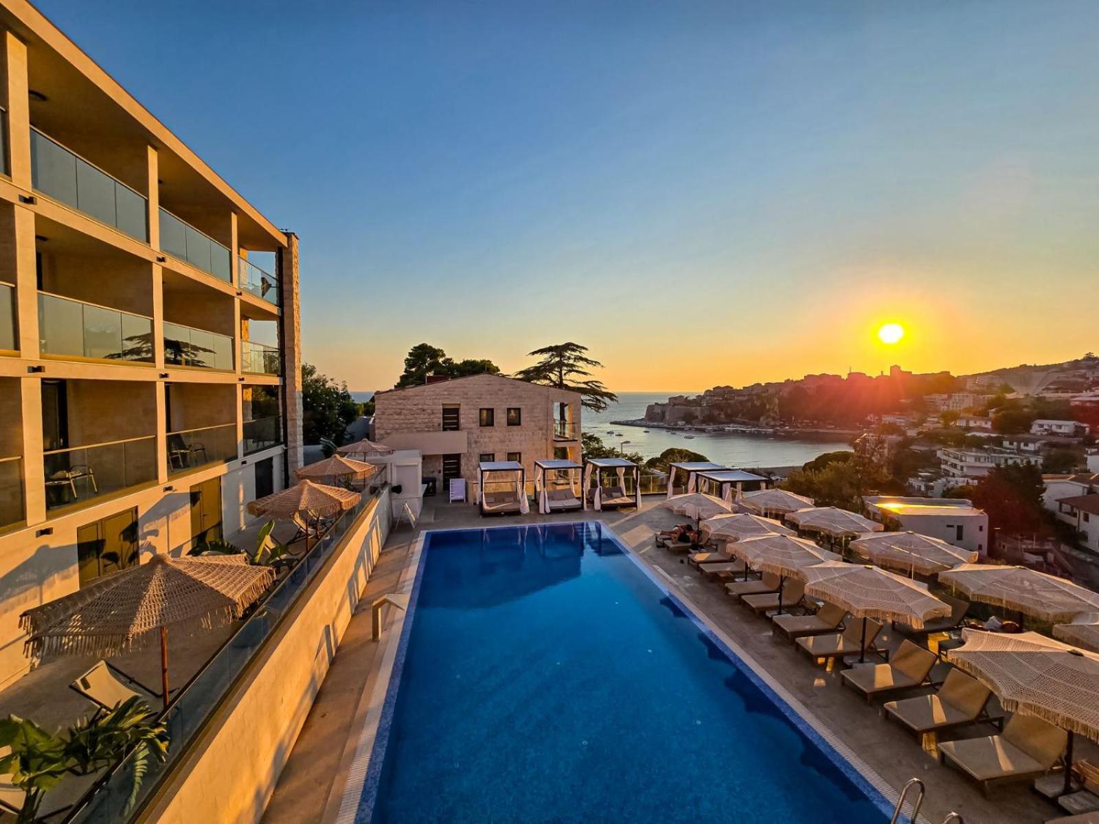 The New Hotel Mediteran - Villa Edition Ούλτσιν Εξωτερικό φωτογραφία