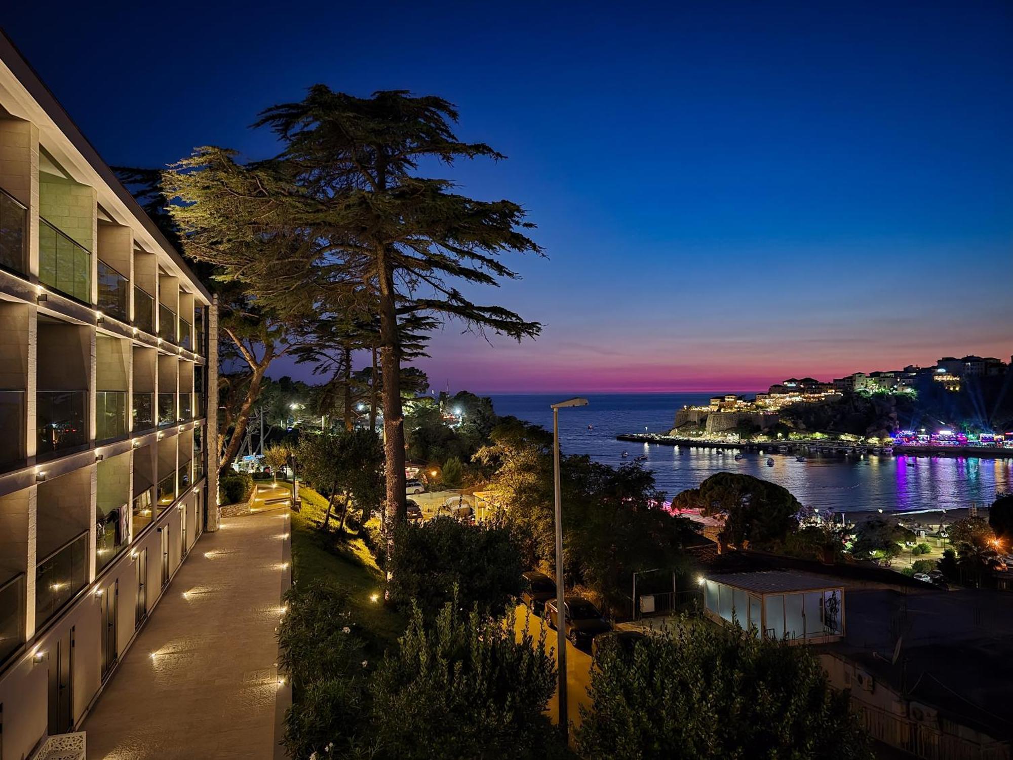 The New Hotel Mediteran - Villa Edition Ούλτσιν Εξωτερικό φωτογραφία